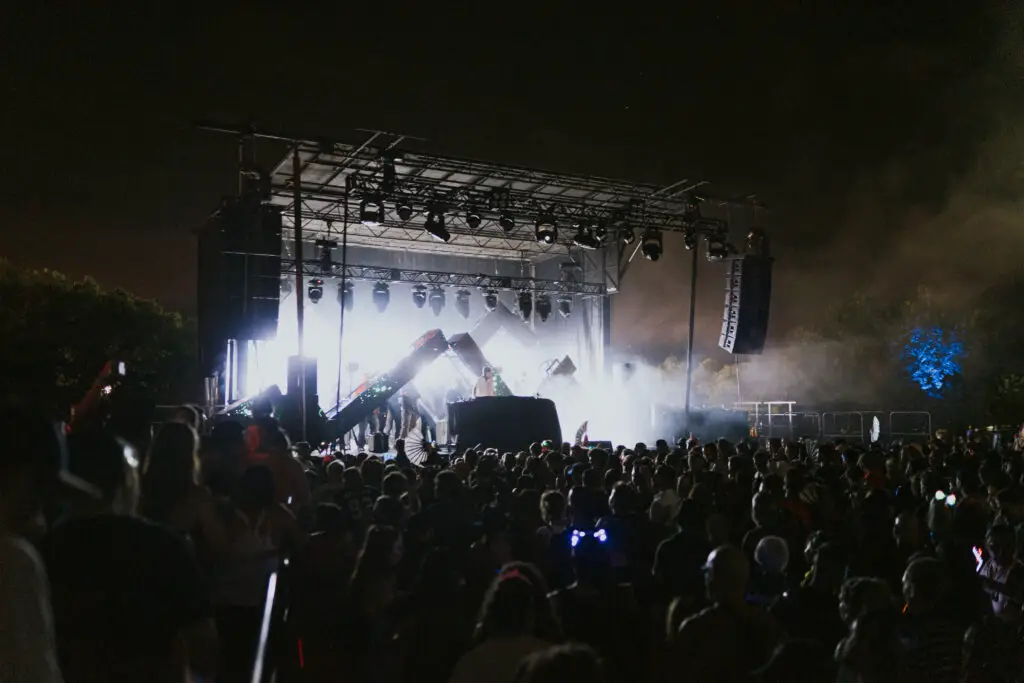 Op-Ed: DJs – Don’t Avoid Playing 2020 Pandemic-Era Tracks In Upcoming Sets